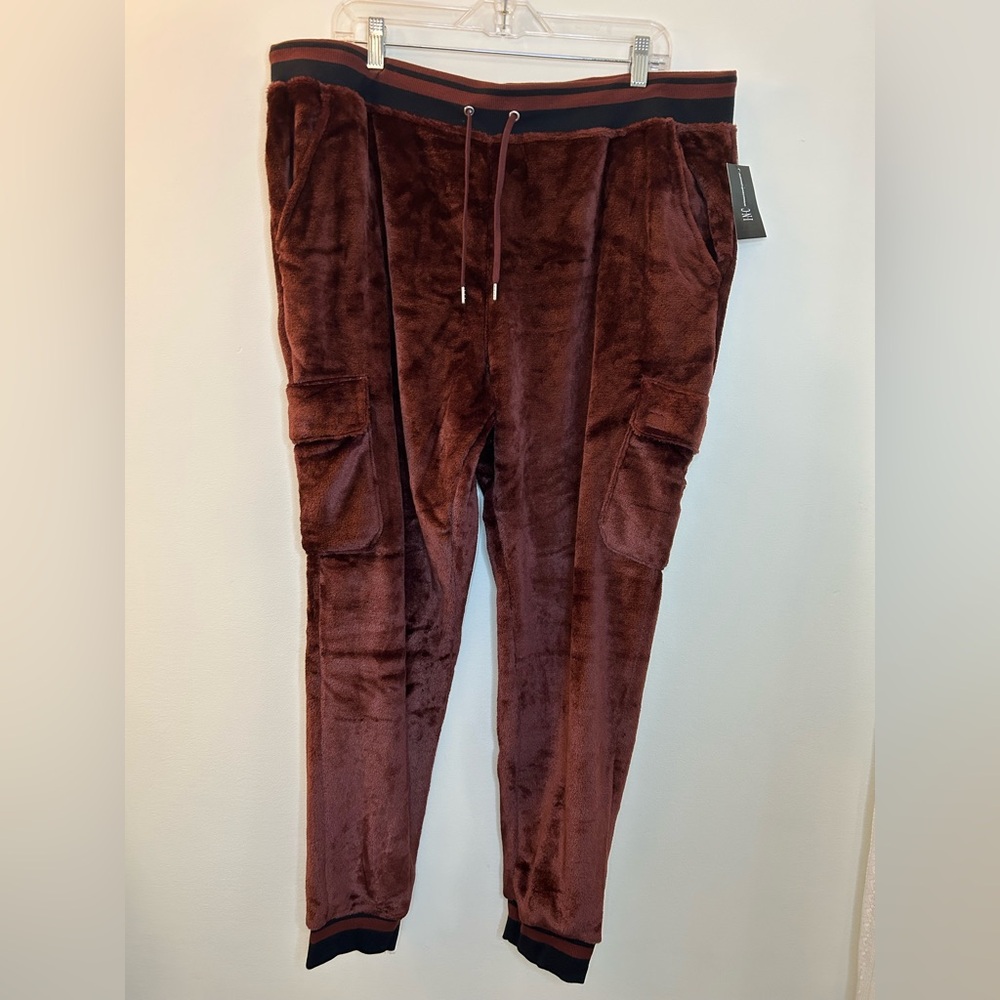 XL Plush Velour Jogger Pants